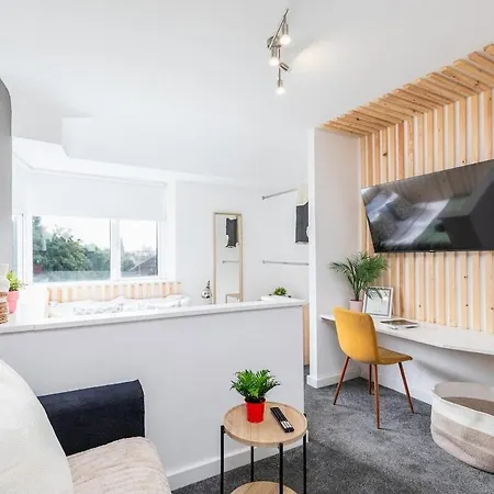 Argie Gardens - 1 *