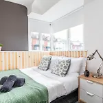 Stylish In Apartment Leeds (West Yorkshire)