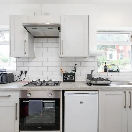 Stylish In * ليدز